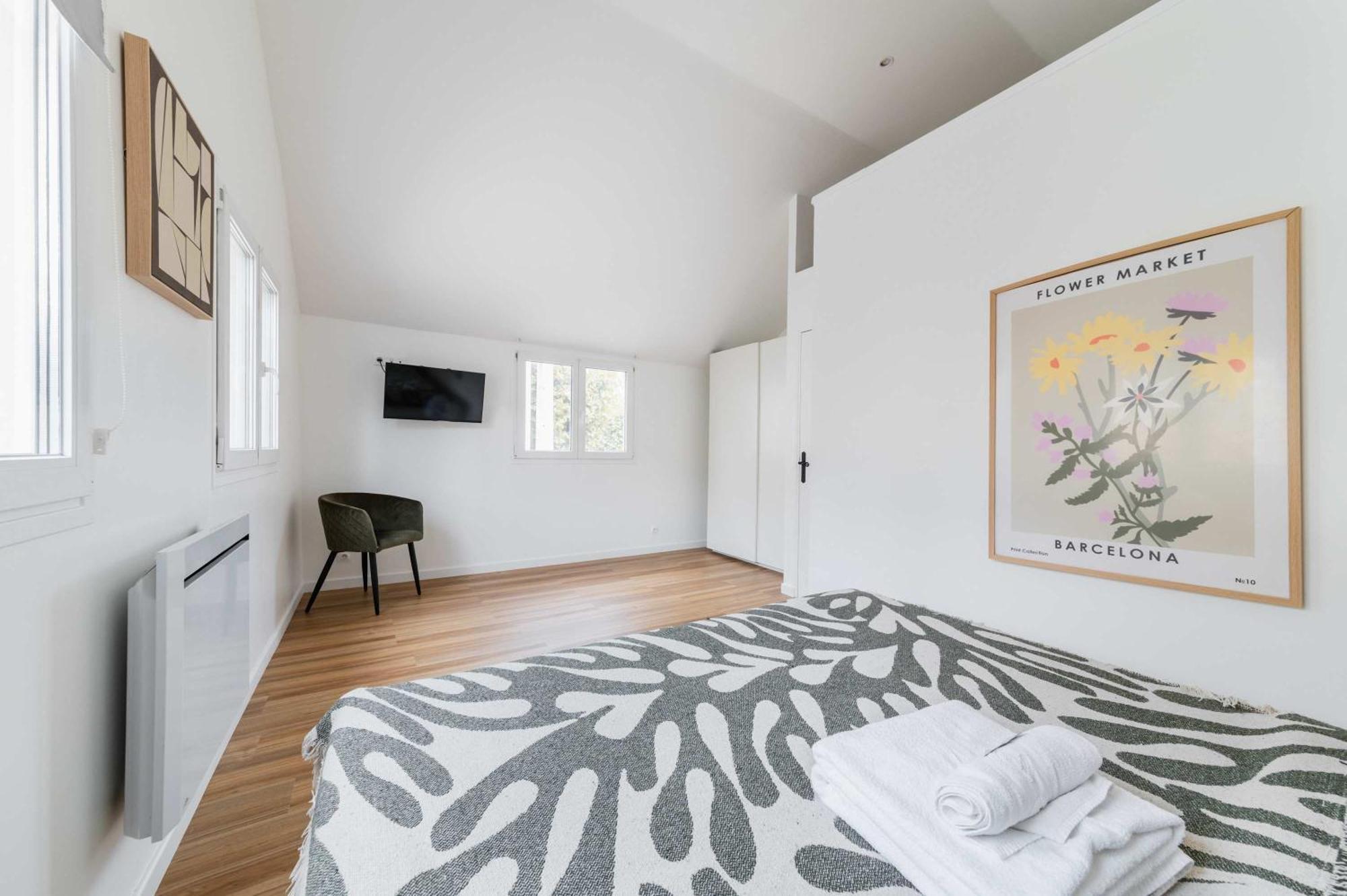 Villa Romainville Paris Pour 8 Personnes - Flat-Guest المظهر الخارجي الصورة